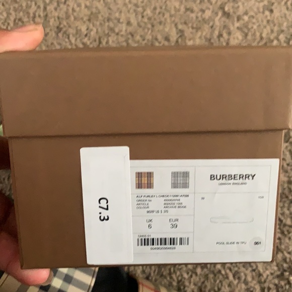 Burberry slides - Picture 3 of 3
